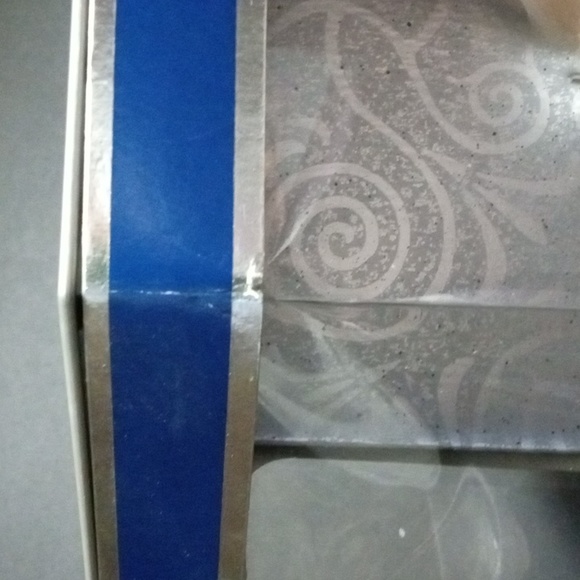 Millennium Princess Barbie - Picture 4 of 9